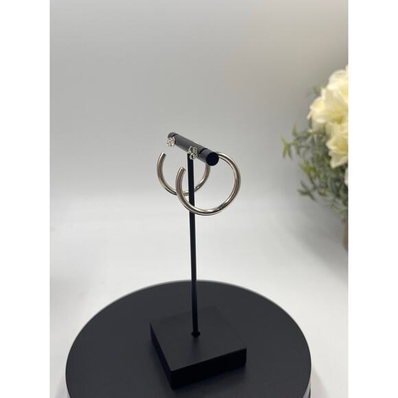 Dyadema Signed Bronze Italy Classic Hoop Earrings - Picture 2 of 9